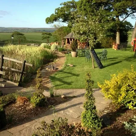 The Stables - The Collection Group 宾馆 4*