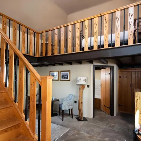 The Stables - The Collection Group Han/Misafirhane 4*