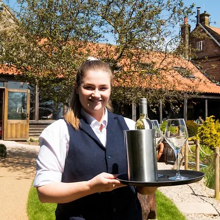 Han/Misafirhane The Stables - The Collection Group Whitby